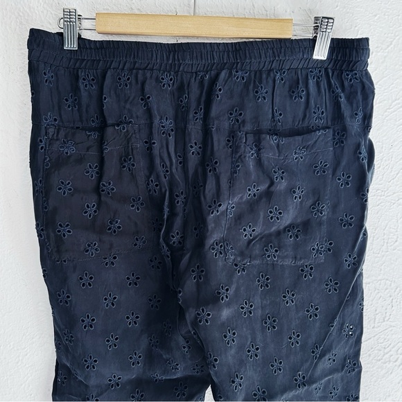 Johnny Was Speir Embroidered Eyelet Jogger Pant Black Medium - Picture 6 of 9